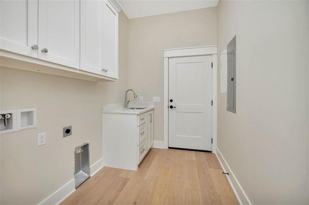 105 Riverwalk Drive. Brunswick, GA 31523