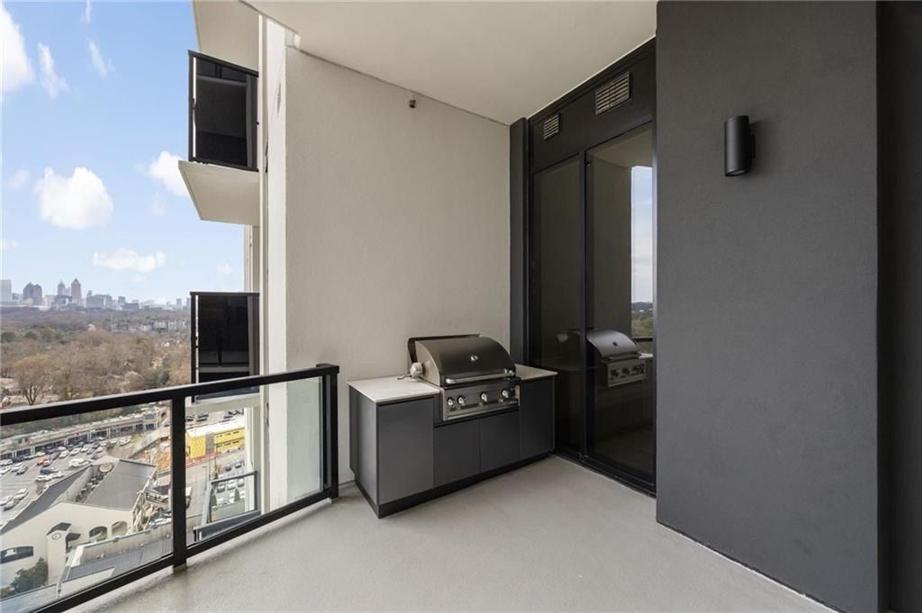 2425 Peachtree Road Ne. Atlanta, GA 30305