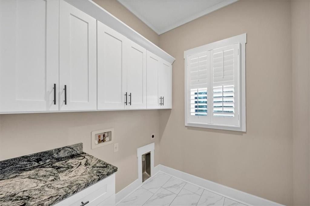 388 Oxford Rd. Ball Ground, GA 30107