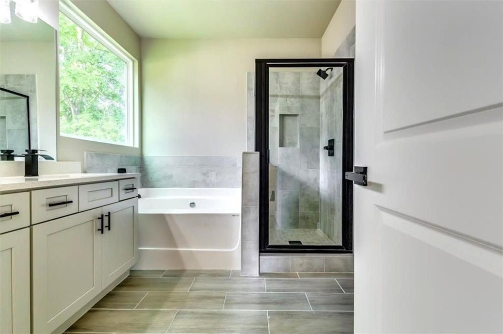 2557 Casablanca Drive. Conyers, GA 30012