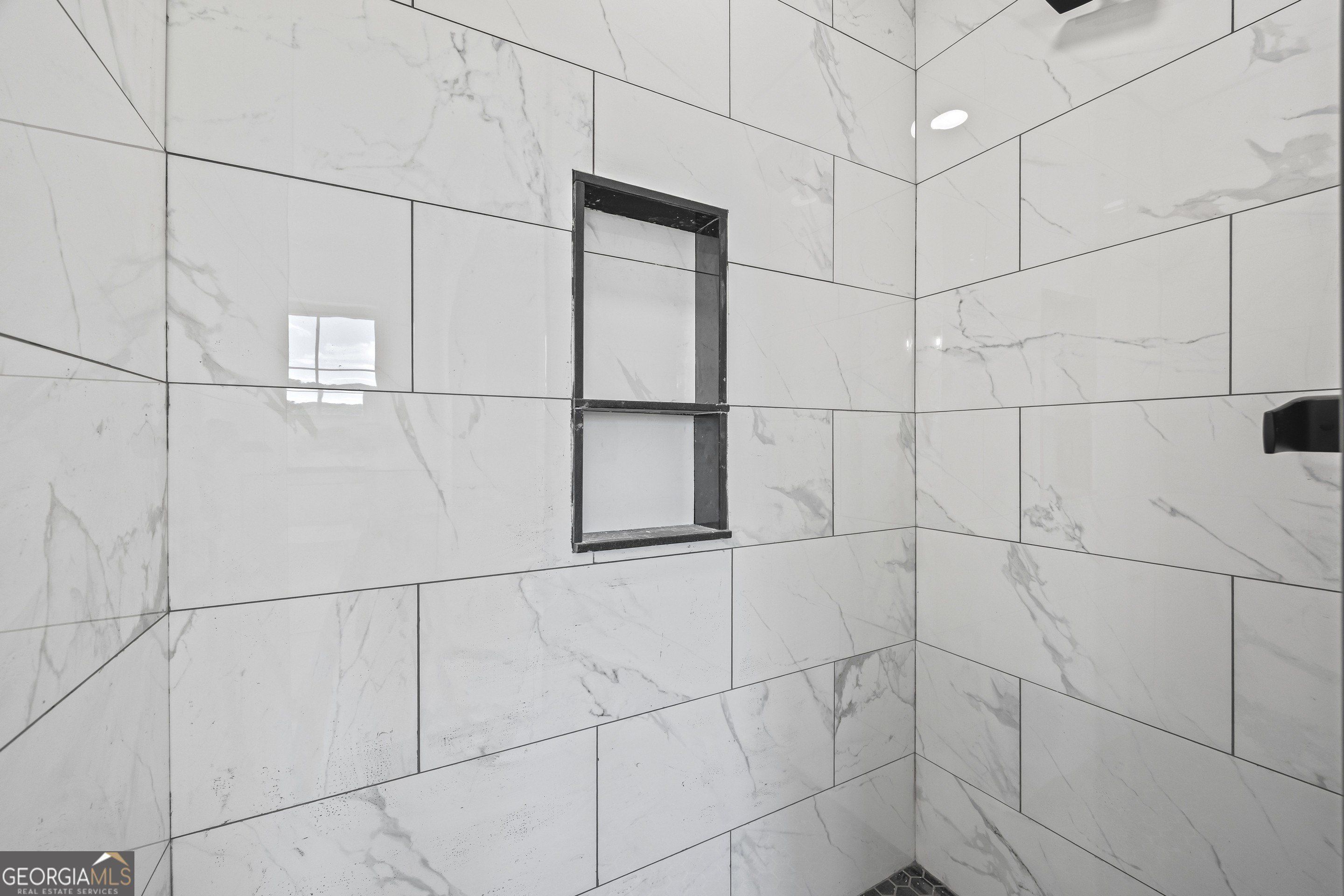 454 Harbor Point. Hartwell, GA 30643