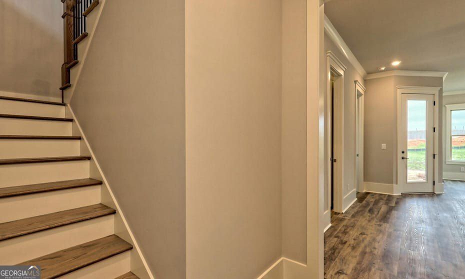 120 Fall Pippin Court. Clarkesville, GA 30523