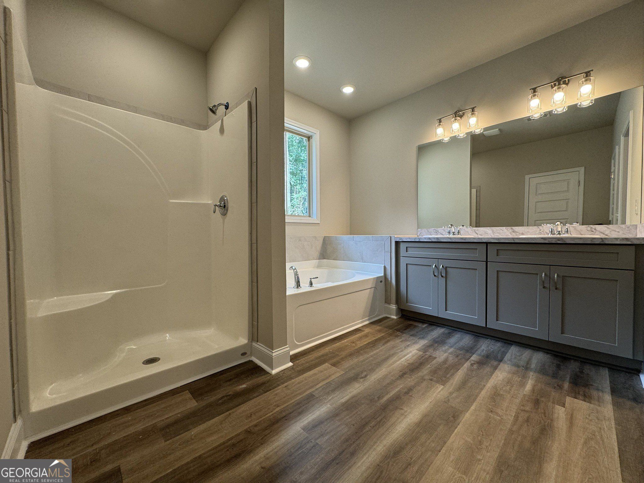 134 Country World Drive. Macon, GA 31211