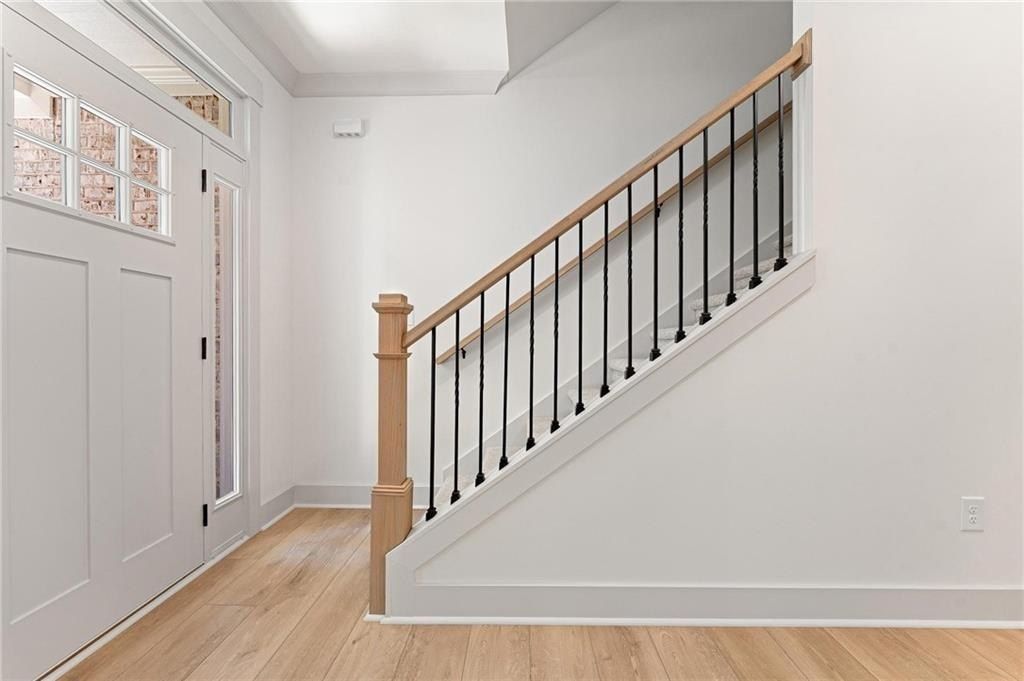 33 Hometown Court. Jefferson, GA 30549