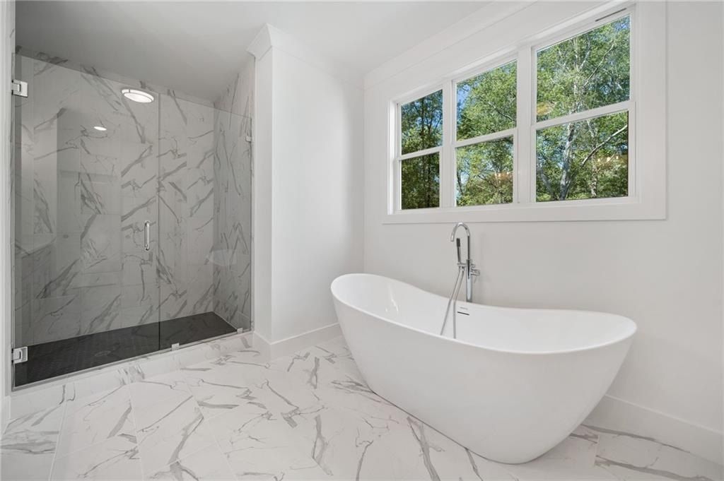 3910 Cooper Lake Drive Se. Smyrna, GA 30082