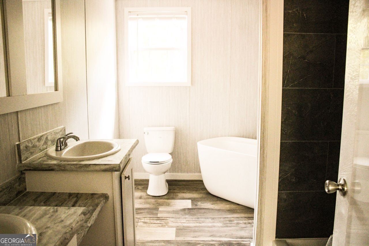 179 Pine Brook Drive. Cleveland, GA 30528