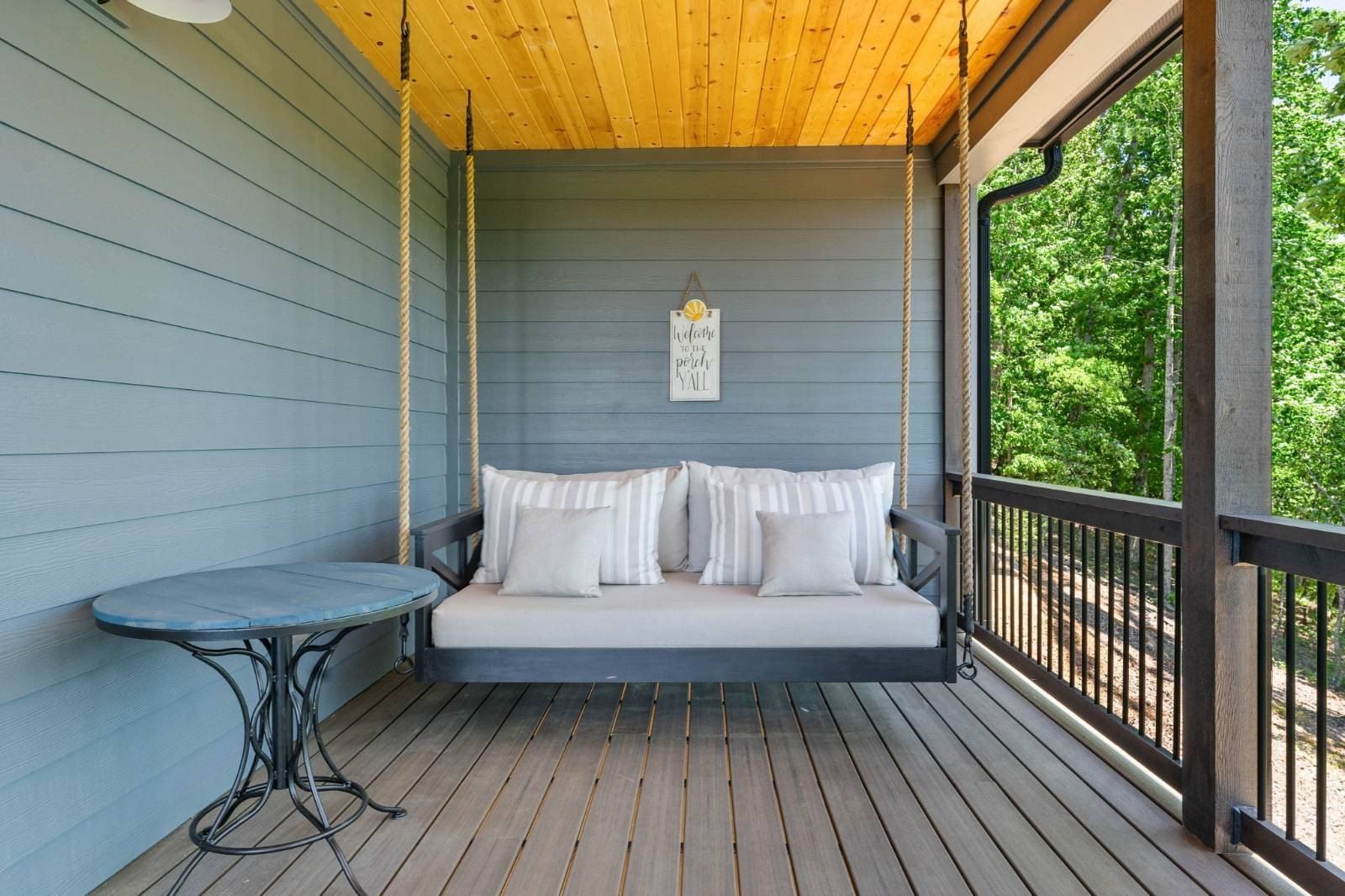 77 N Shore Dr. Cleveland, GA 30528