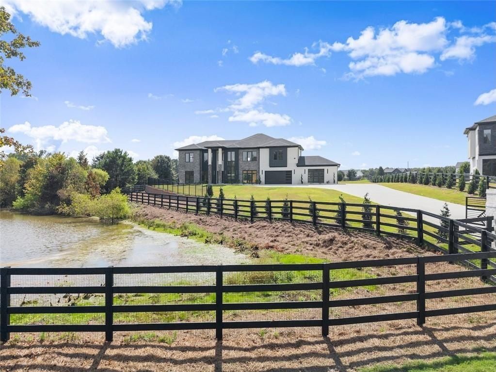 2031 Jones Phillips Road. Dacula, GA 30019