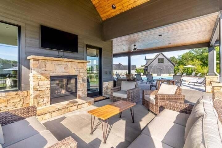 268 Anna Grace Lane. Ringgold, GA 30736