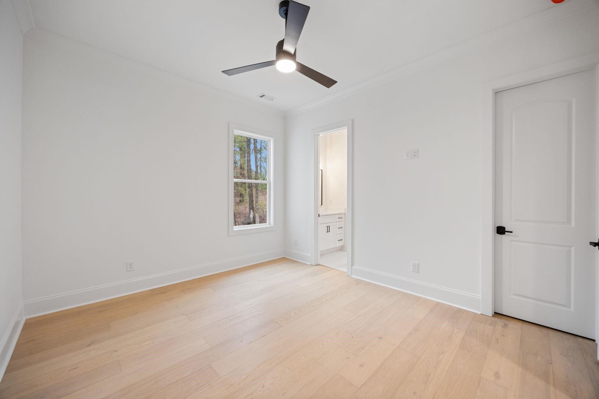 1261 Glen Eagle Drive. Greensboro, GA 30642