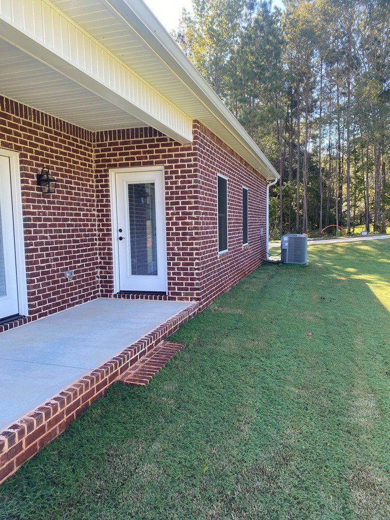 46 Palmer Circle. Hawkinsville, GA 31036