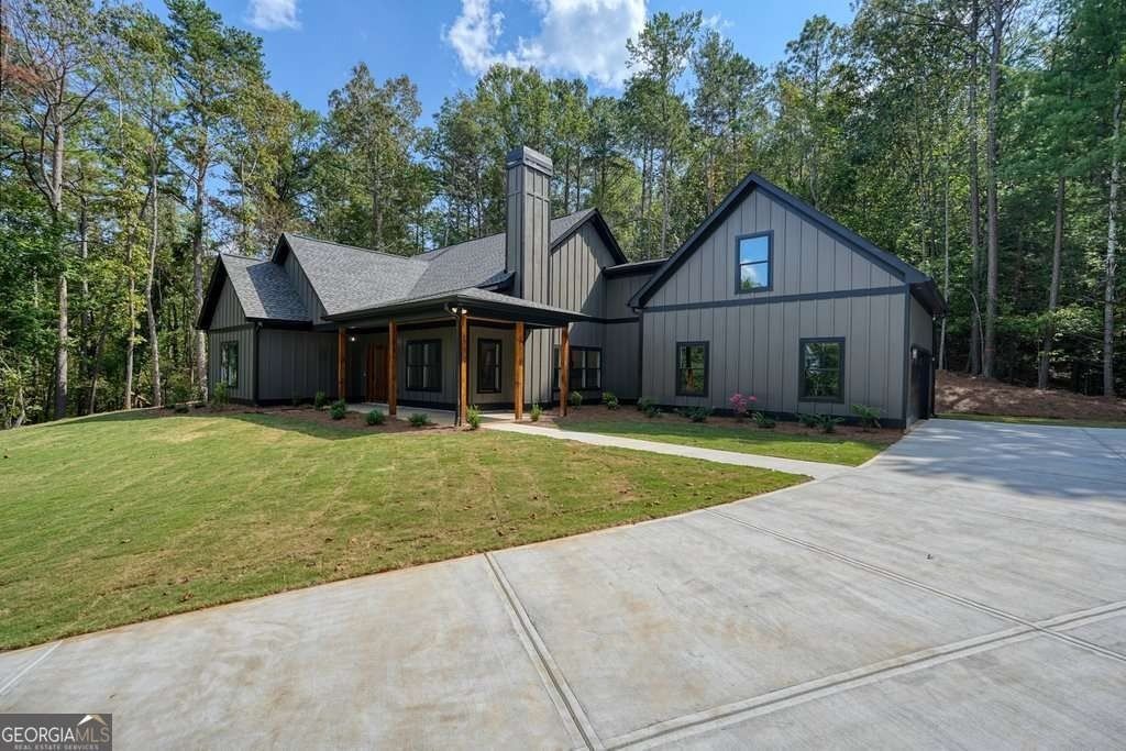 8697 W 136 Highway. Talking Rock, GA 30175