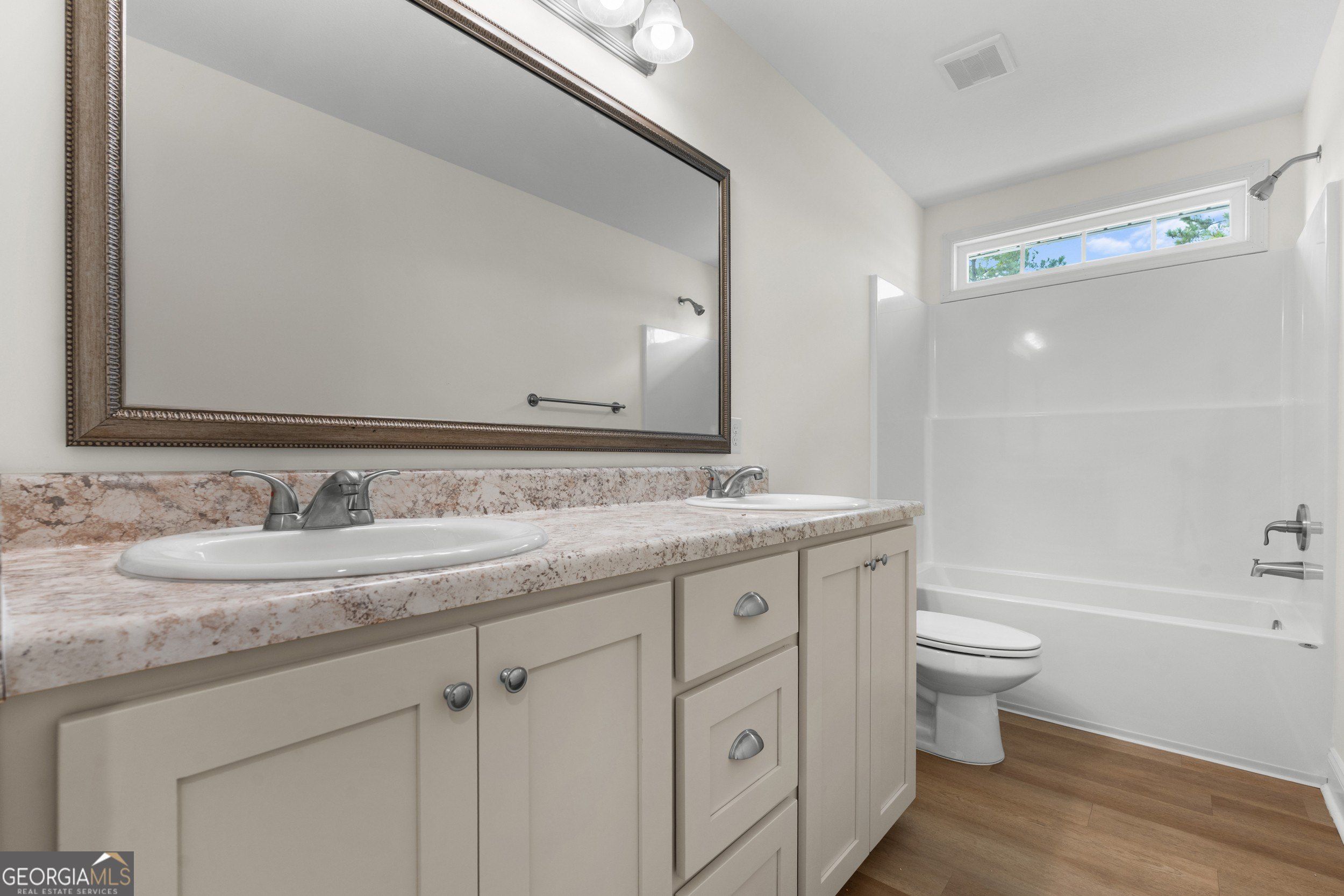 906 Coosa Cove Unit 168. Ellabell, GA 31308