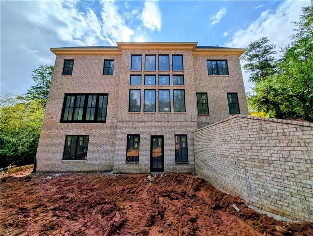 6107 Harleston Road. Sandy Springs, GA 30328