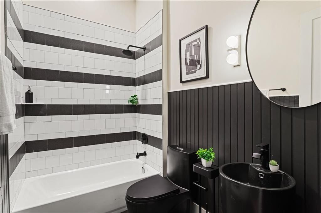 1265 Oak Street Sw. Atlanta, GA 30310