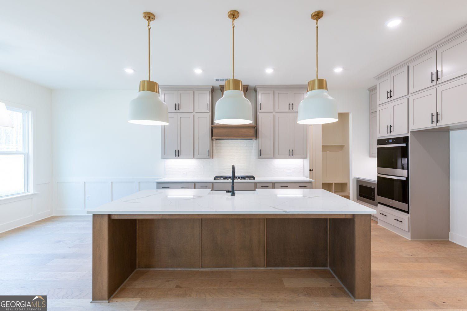 8415 Beryl Overlook. Gainesville, GA 30506