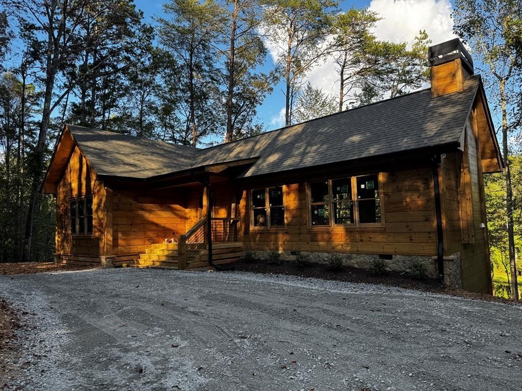 85 Moreland Trail. Blue Ridge, GA 30513