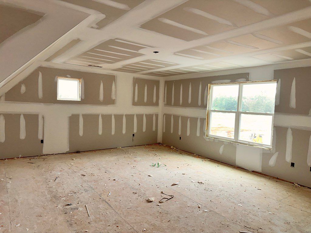 113 Red Oak Lane. Carrollton, GA 30116