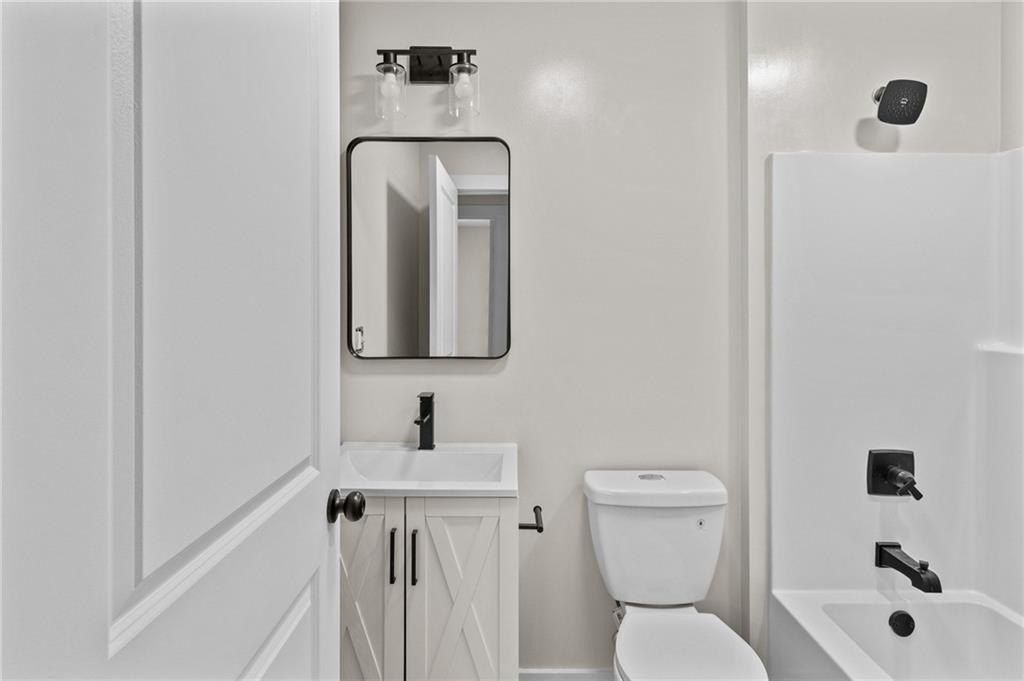 94 Orchard Road. Summerville, GA 30747