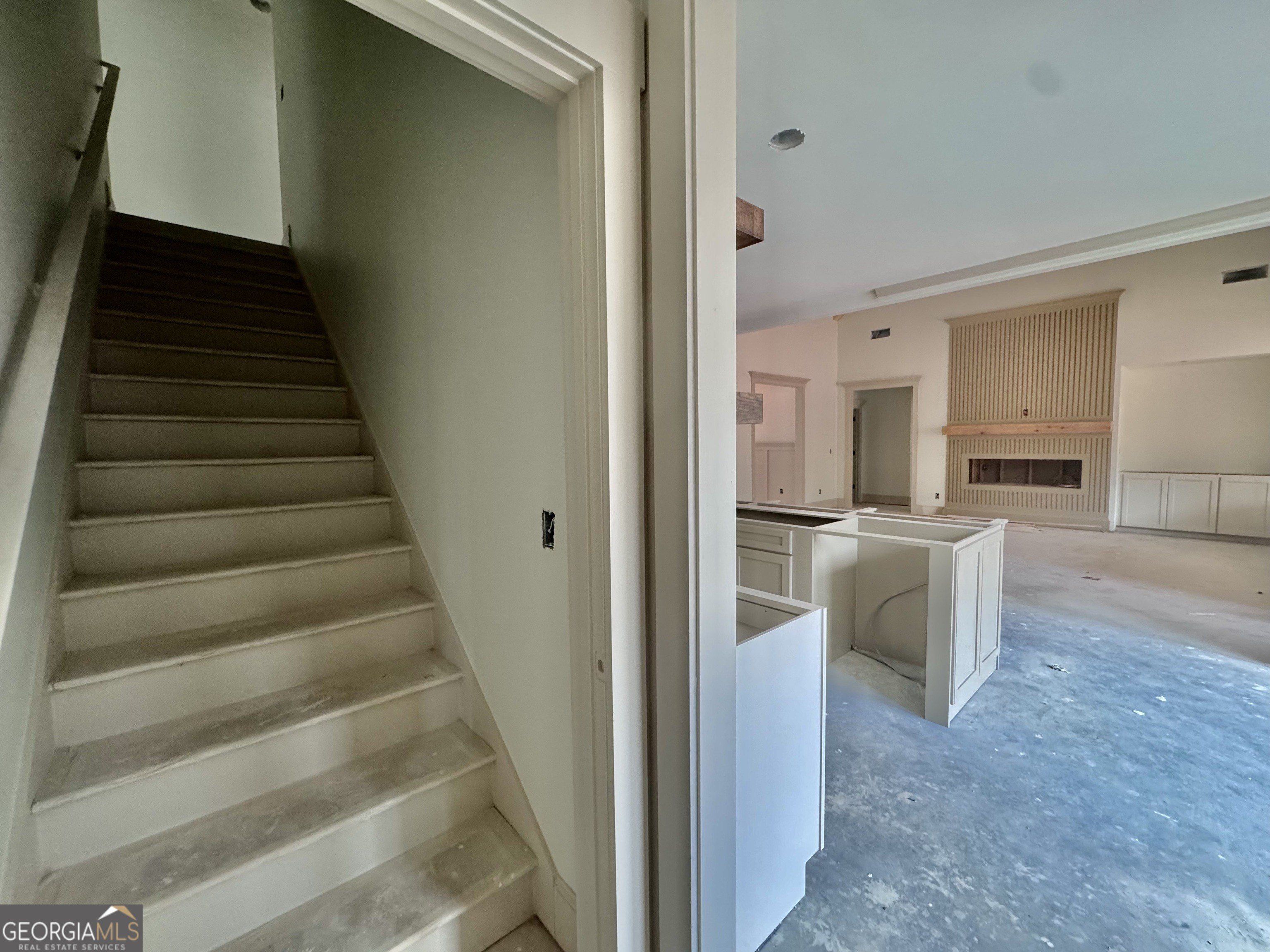 105 West Lake Boulevard. Carrollton, GA 30116