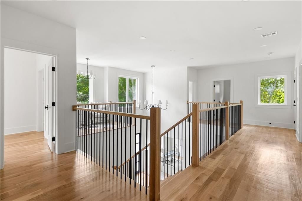 2771 Guthrie Street Se. Smyrna, GA 30080