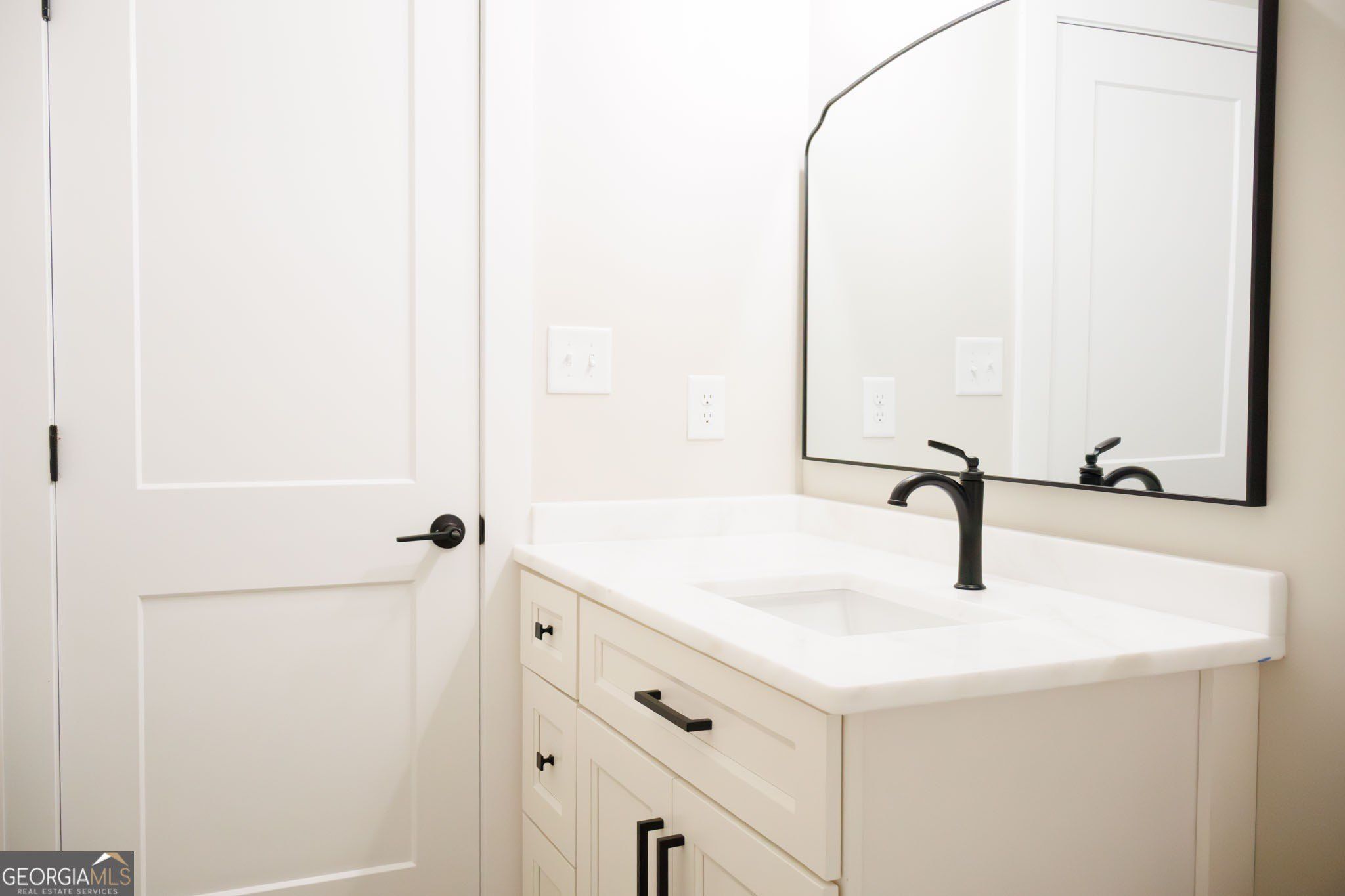 905 Massee Lane. Perry, GA 31069