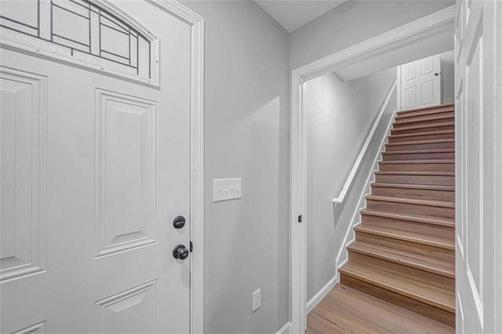 1063 Chapman Lane. Stone Mountain, GA 30088