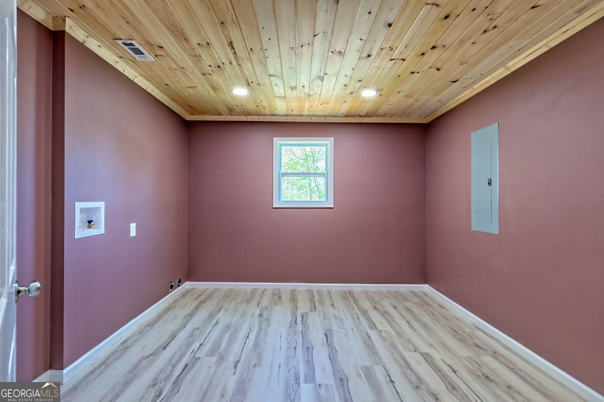 276 Dunlap Street. Clayton, GA 30525