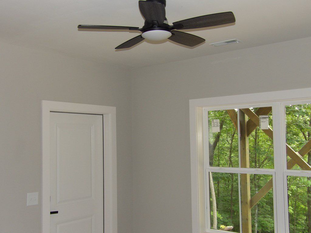 1158 Shadow Mountain Road. Hiawassee, GA 30546