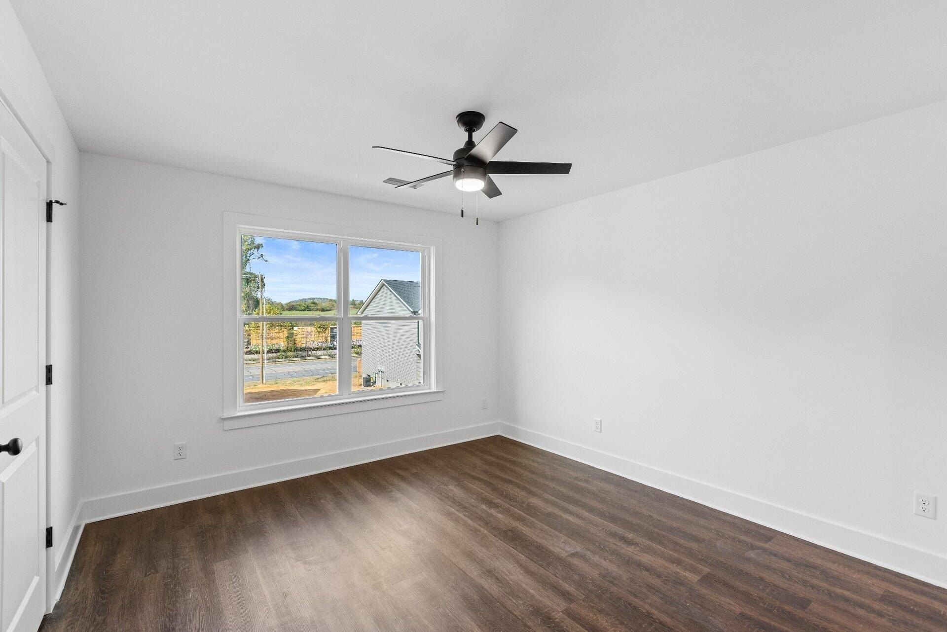 40 East Avenue. Rossville, GA 30741