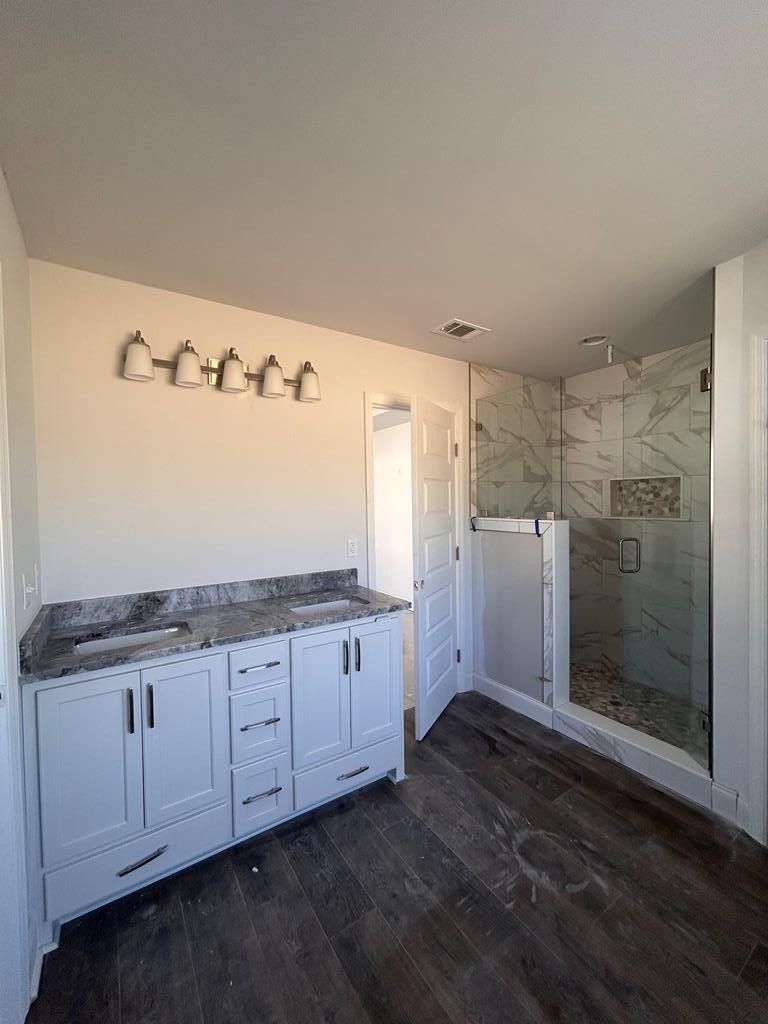 217 Barry Field Cr. Hahira, GA 31632