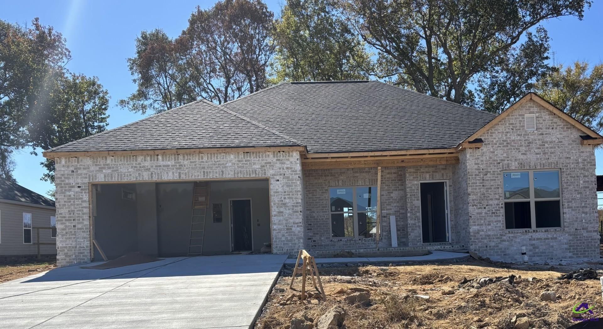 115 Early Drive. Byron, GA 31008