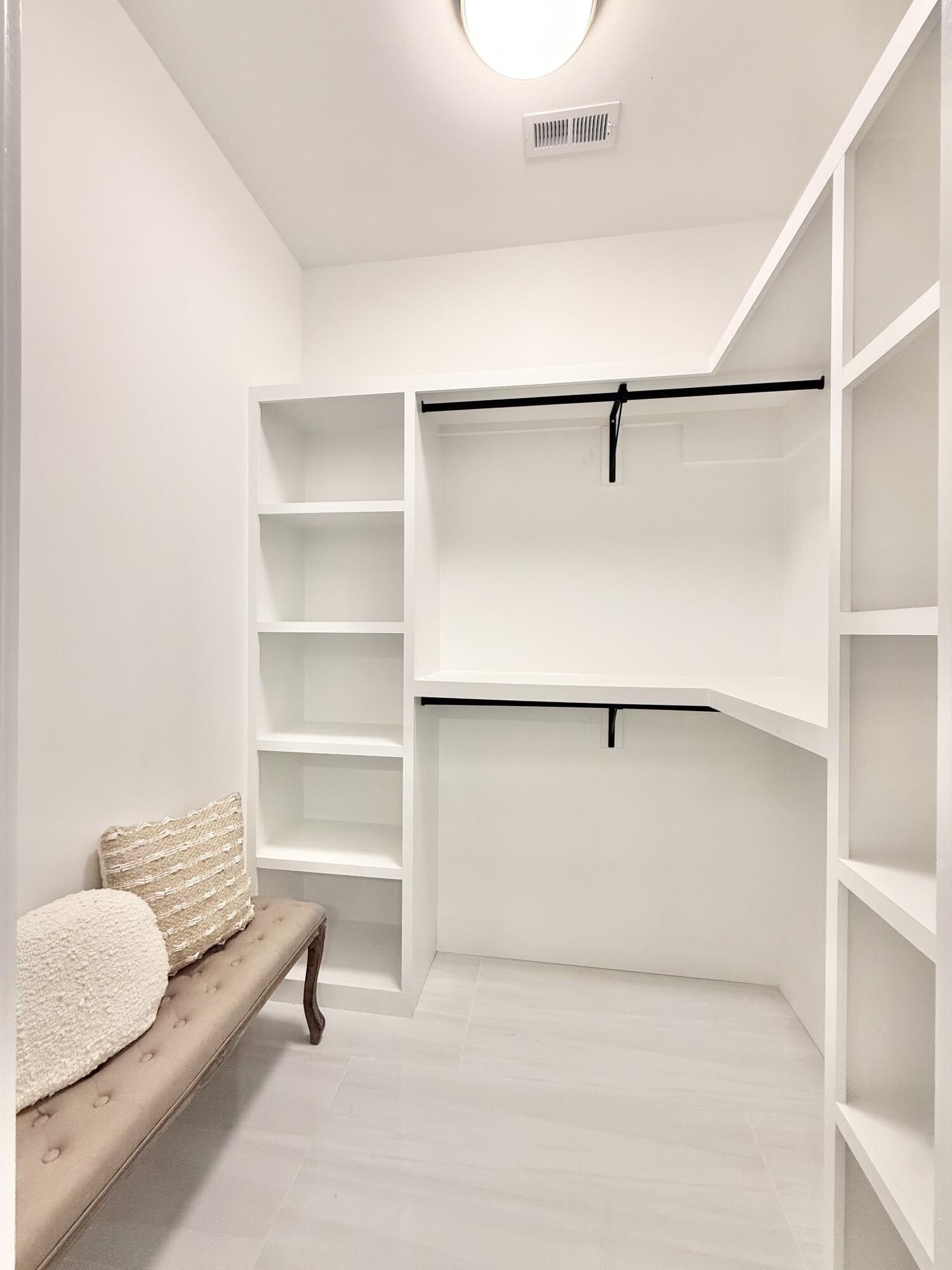 396 Idle Place Circle. Rossville, GA 30741