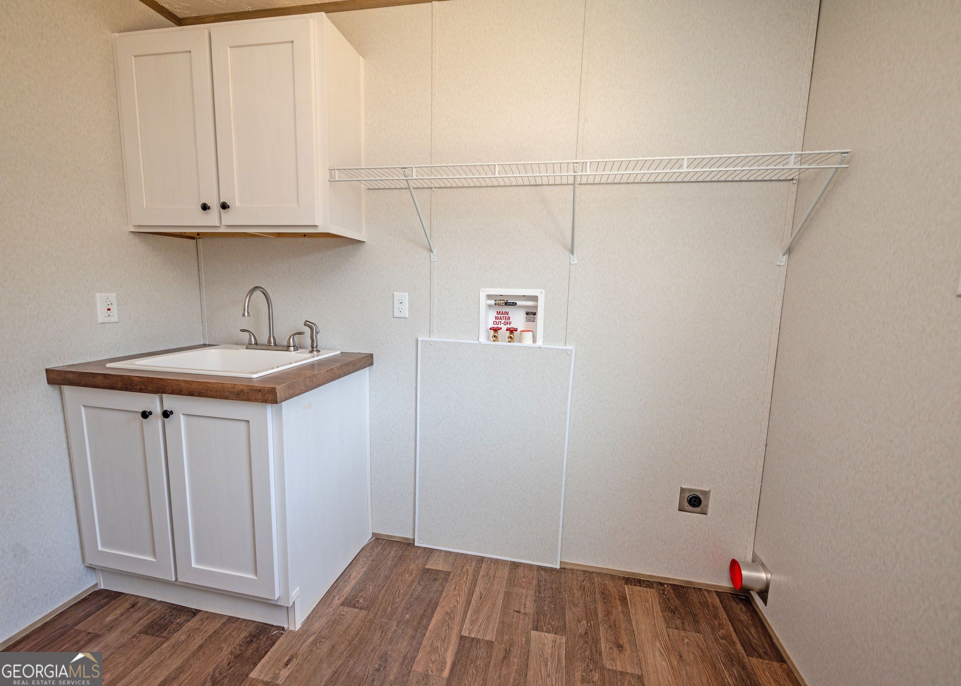 871 W Leatherwood Road. Toccoa, GA 30577