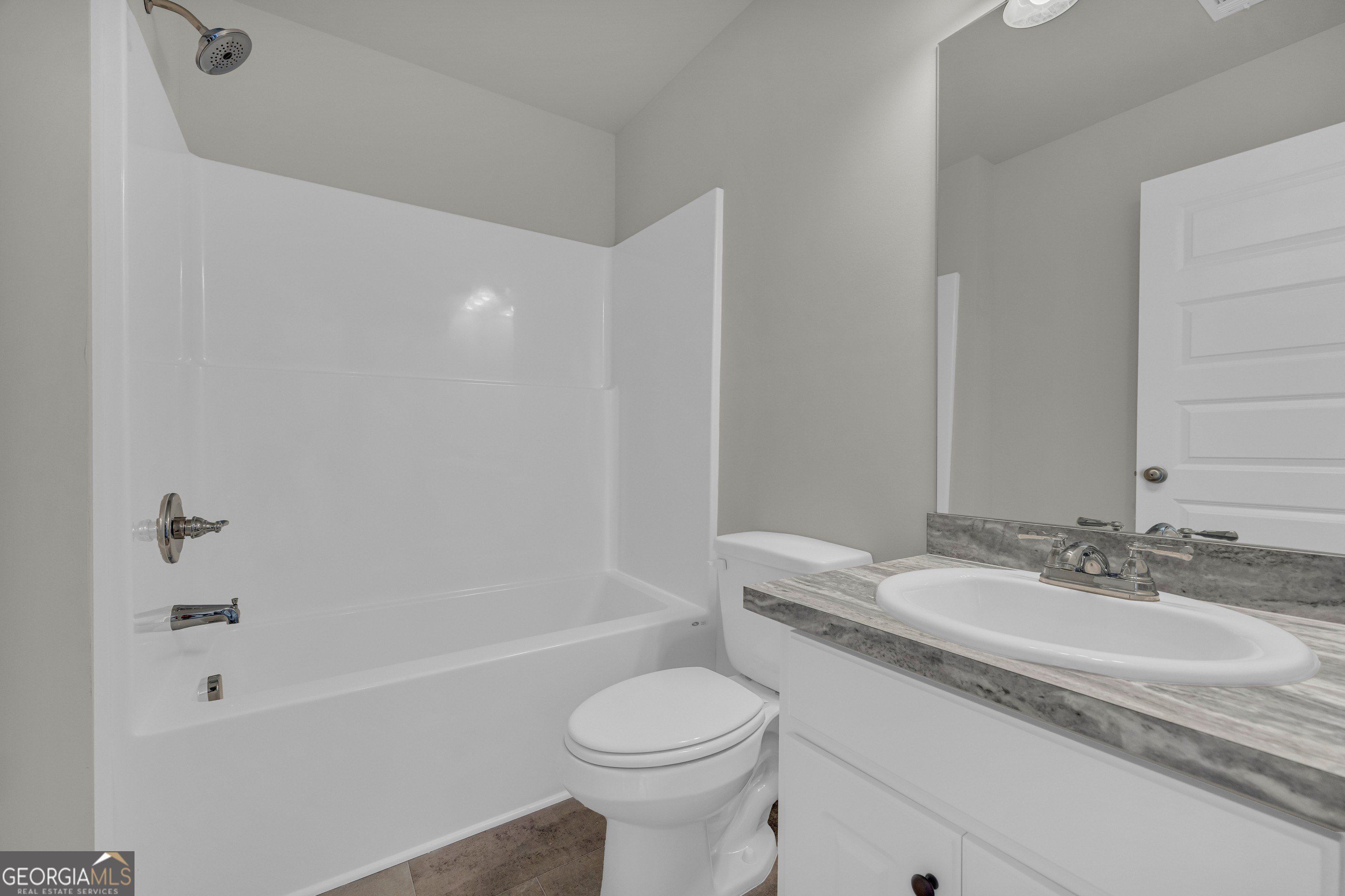 40 Sewell Road. Lavonia, GA 30553