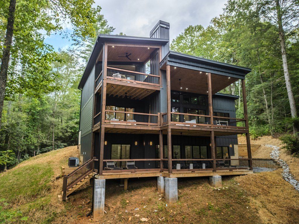 27 Riverview Lane. Cherry Log, GA 30522