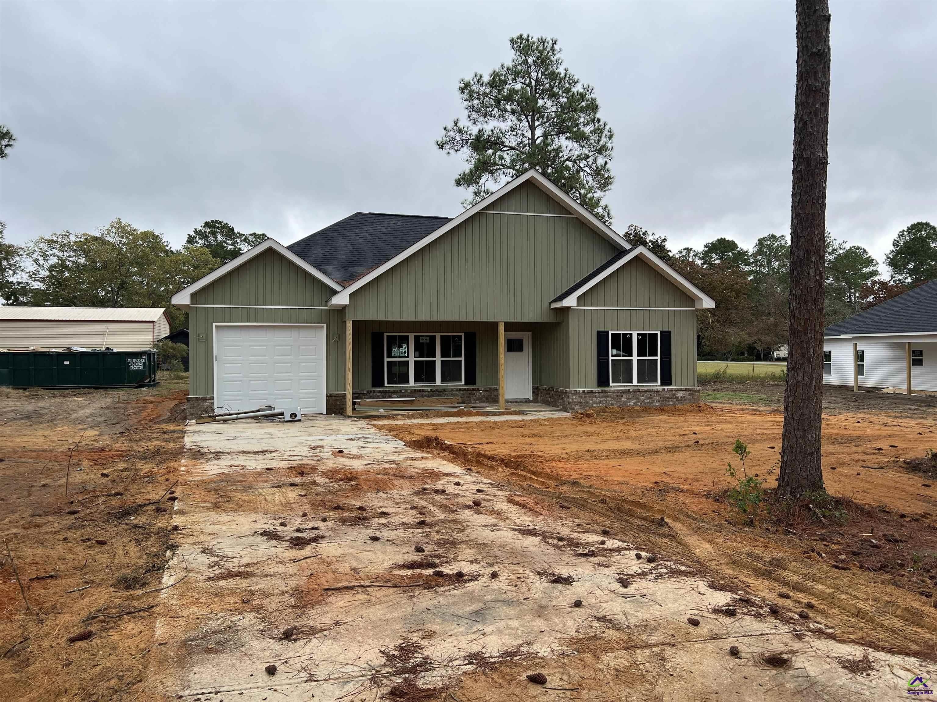 264 Ann Street. Cochran, GA 31014