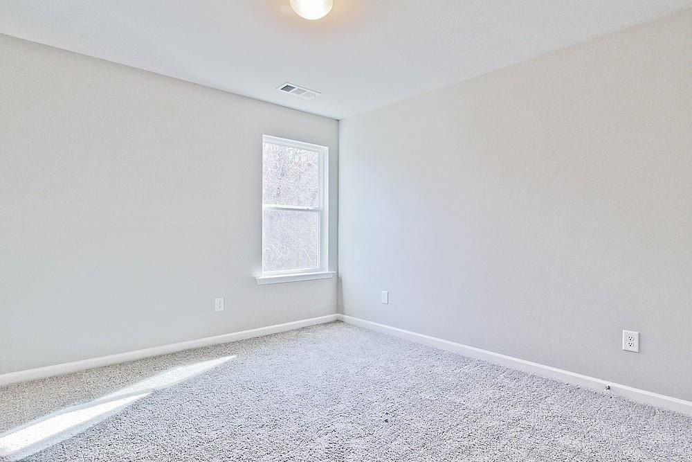 196 Water Oak Way. Crawford, GA 30630