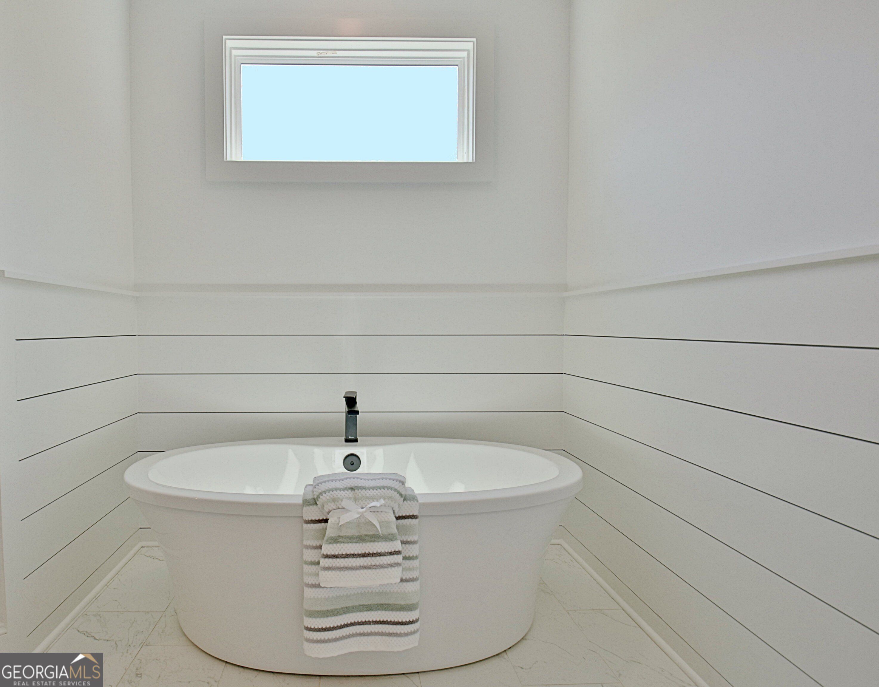 98 Ryeland Drive. Senoia, GA 30276