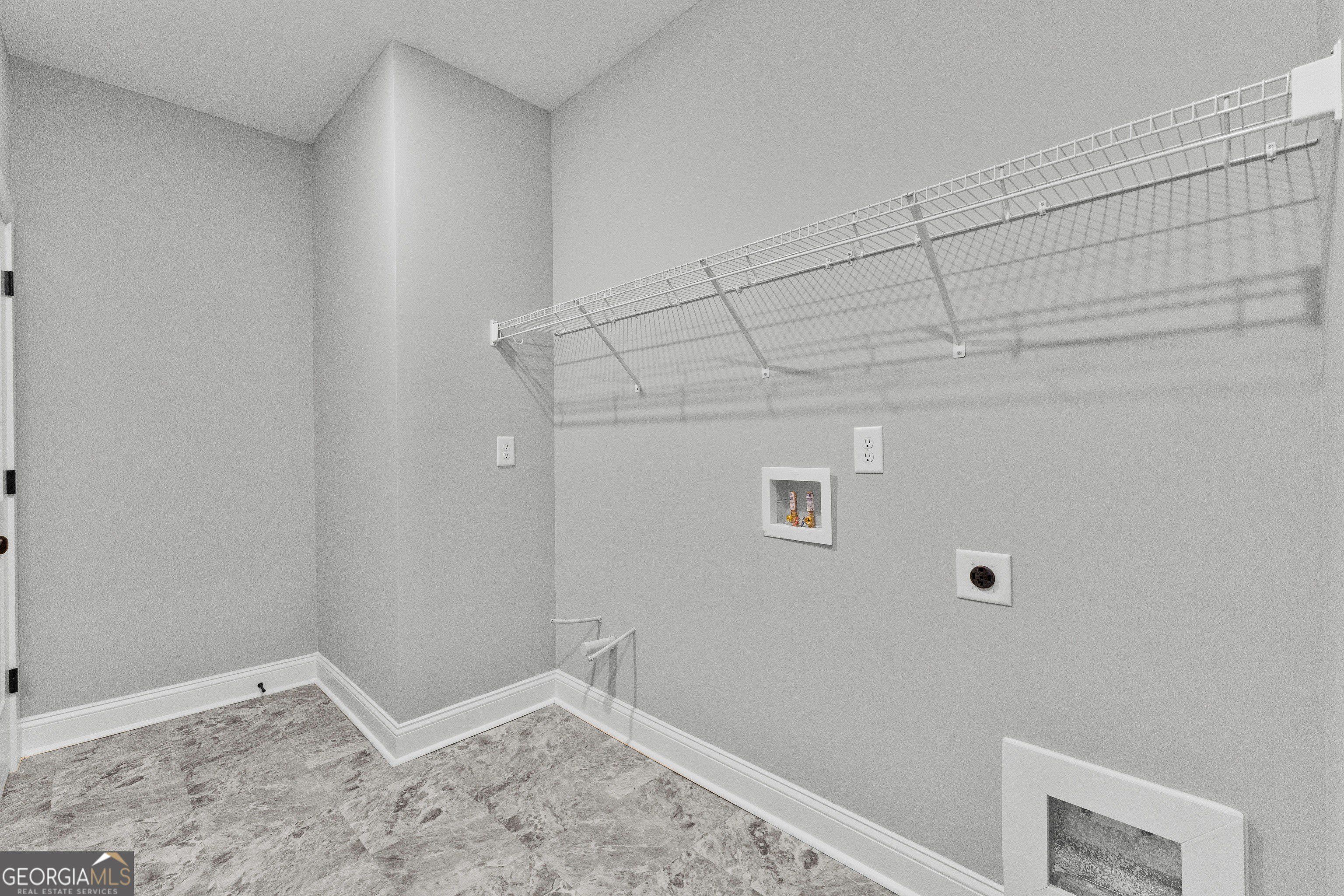 296 Deer Creek Run Lot 11. Moreland, GA 30259