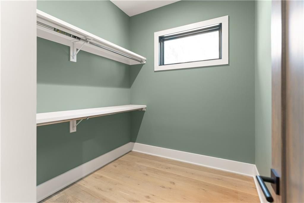 126 Point Lane. St Simons Island, GA 31522