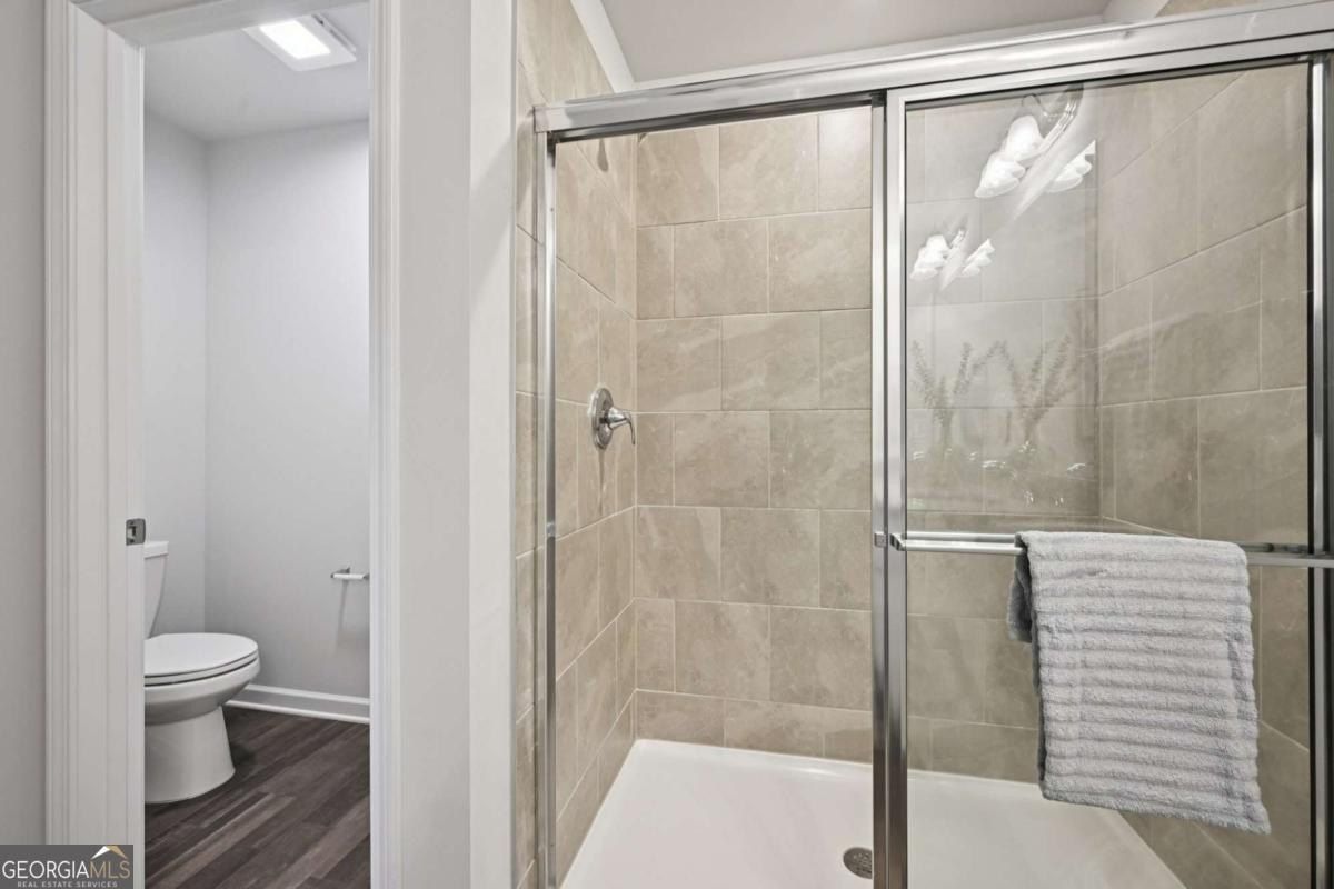 423 Lanier Circle. Woodstock, GA 30189