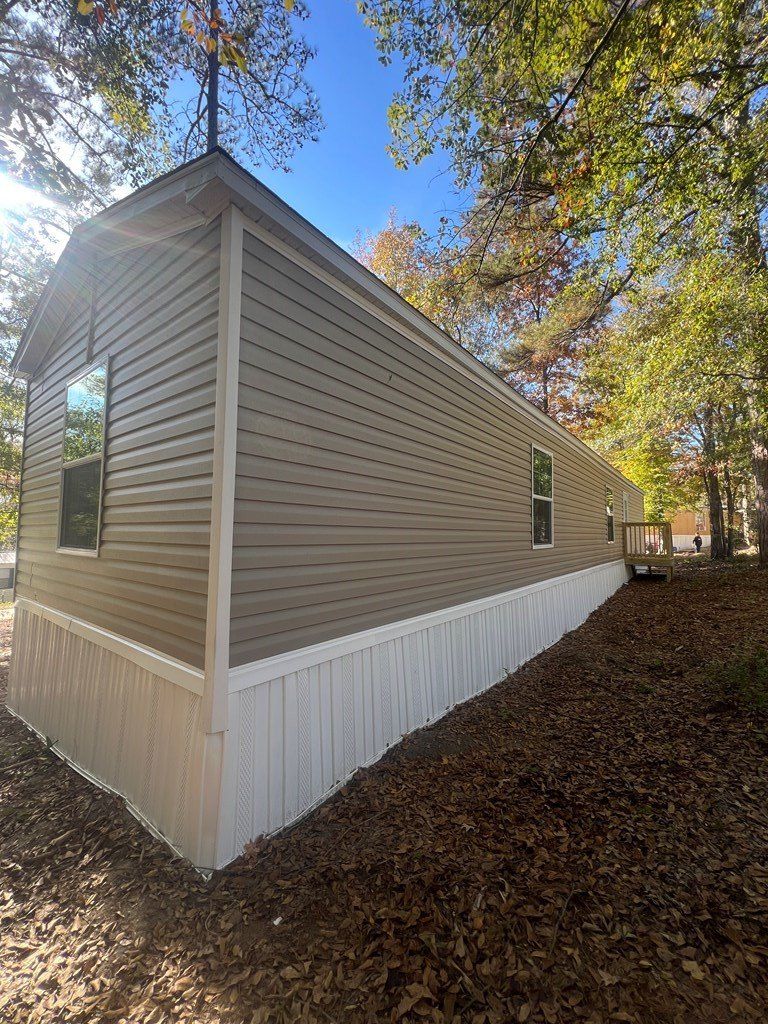 134 Magnolia Ave. Ivey, GA 31031