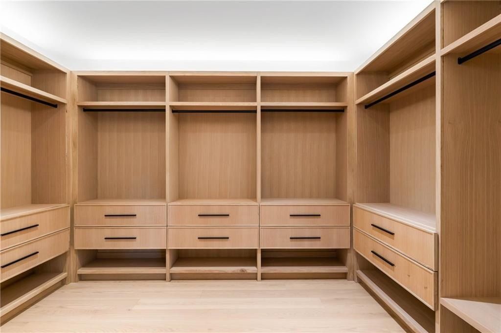 580 Elmwood Drive Ne. Atlanta, GA 30306