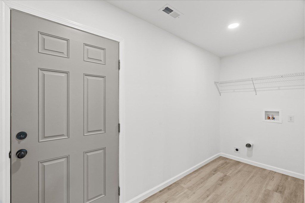 184 Nw Farrar Road. Cohutta, GA 30710