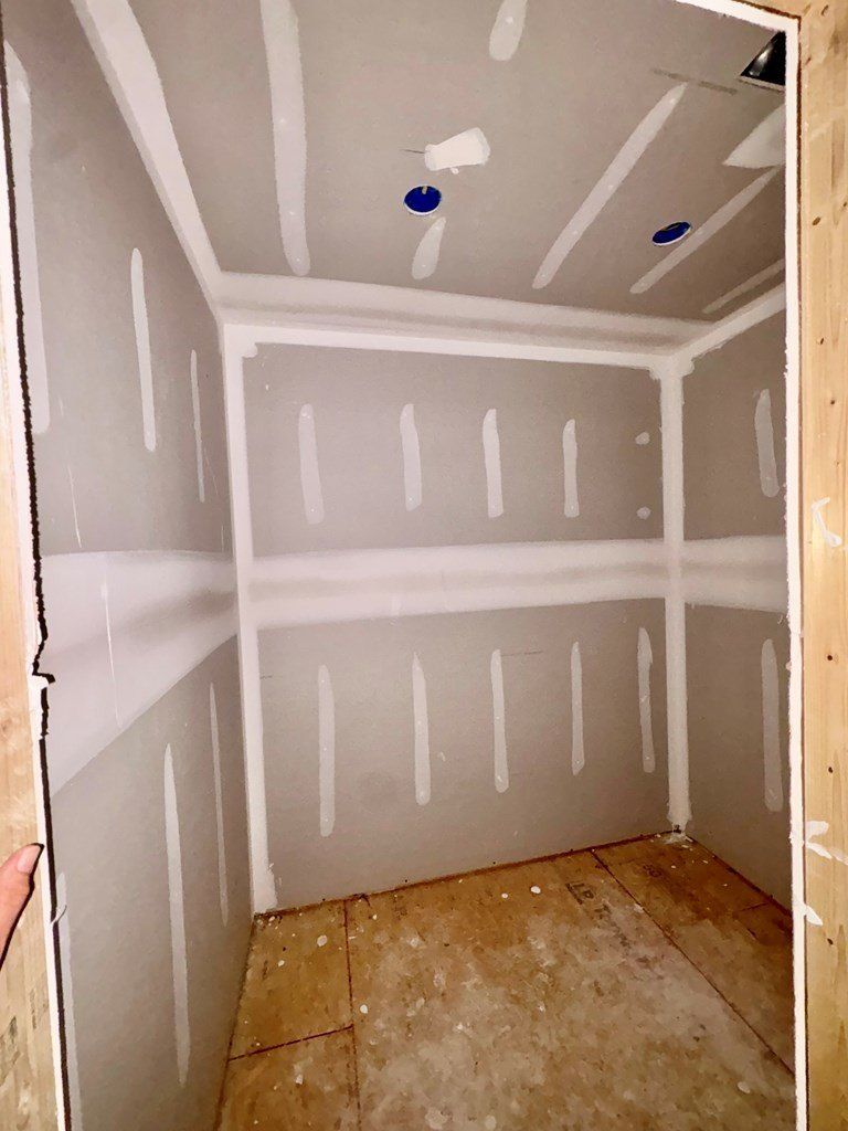 112 Robinhood Dr. Dalton, GA 30721