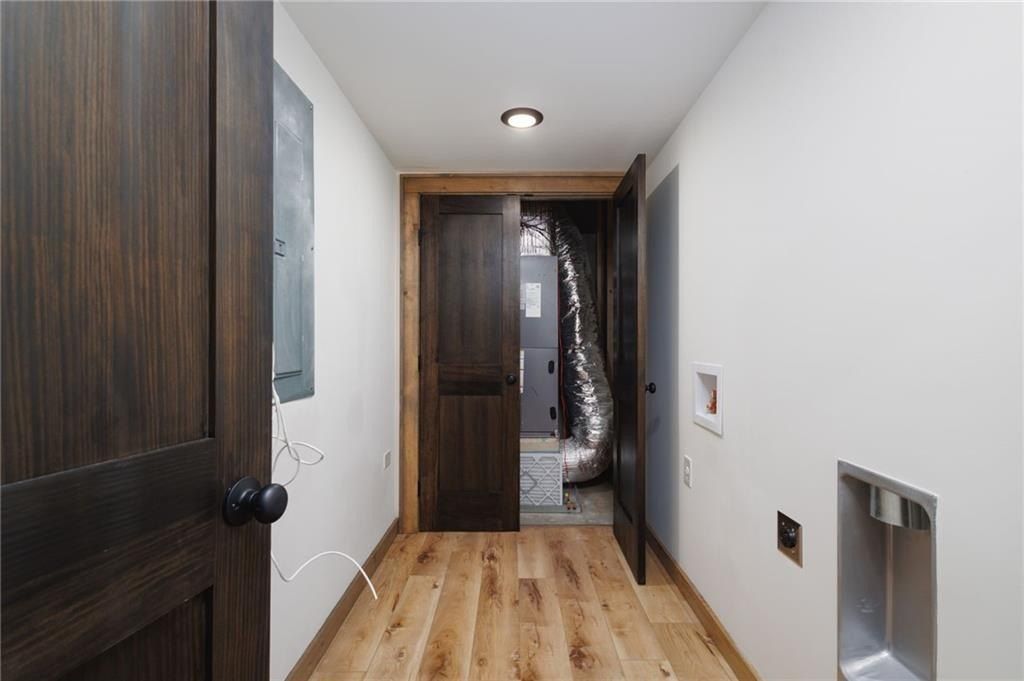 456 Back Pine Way. Ellijay, GA 30536