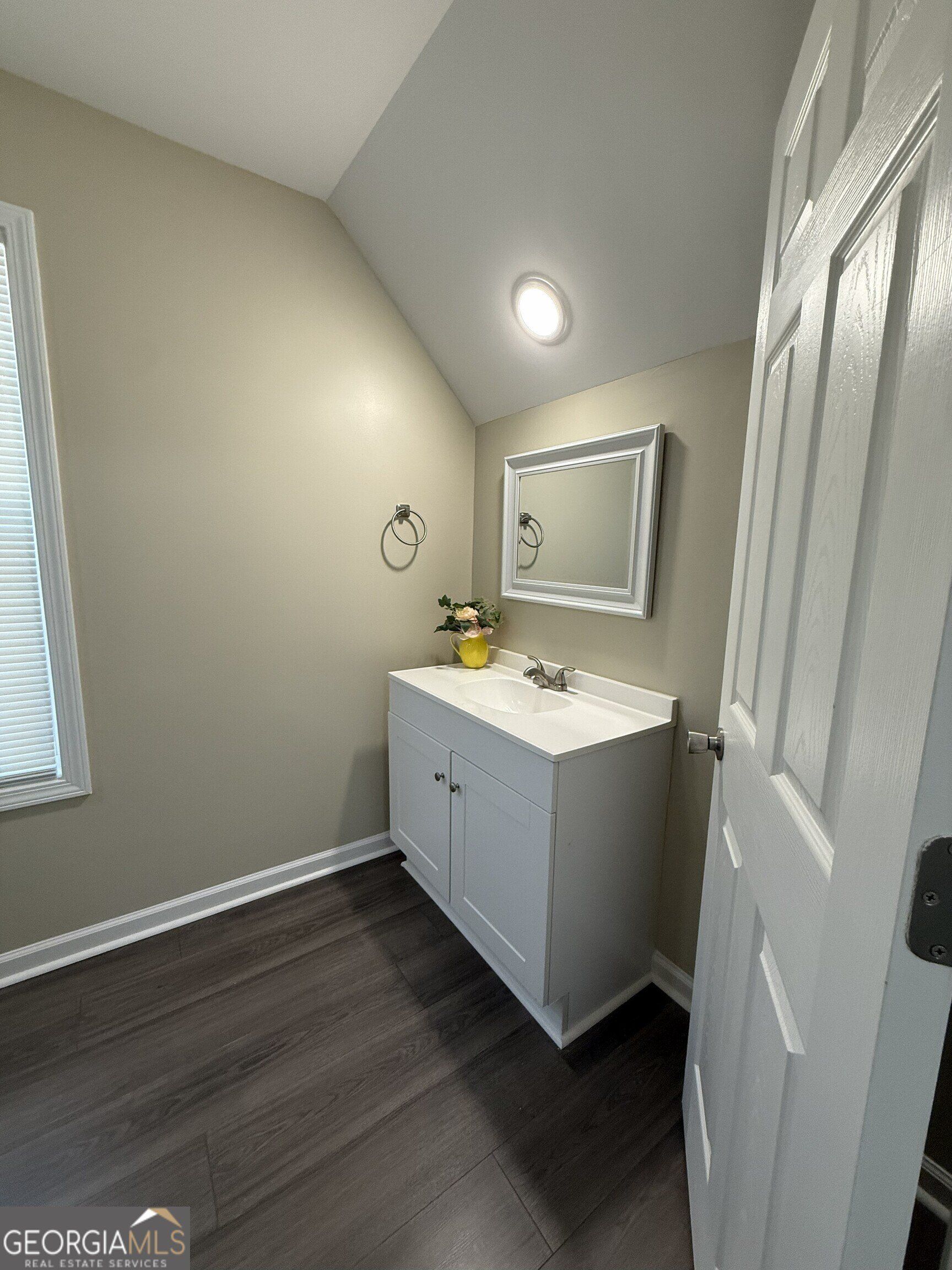 430 Rustwood Drive. Athens, GA 30606