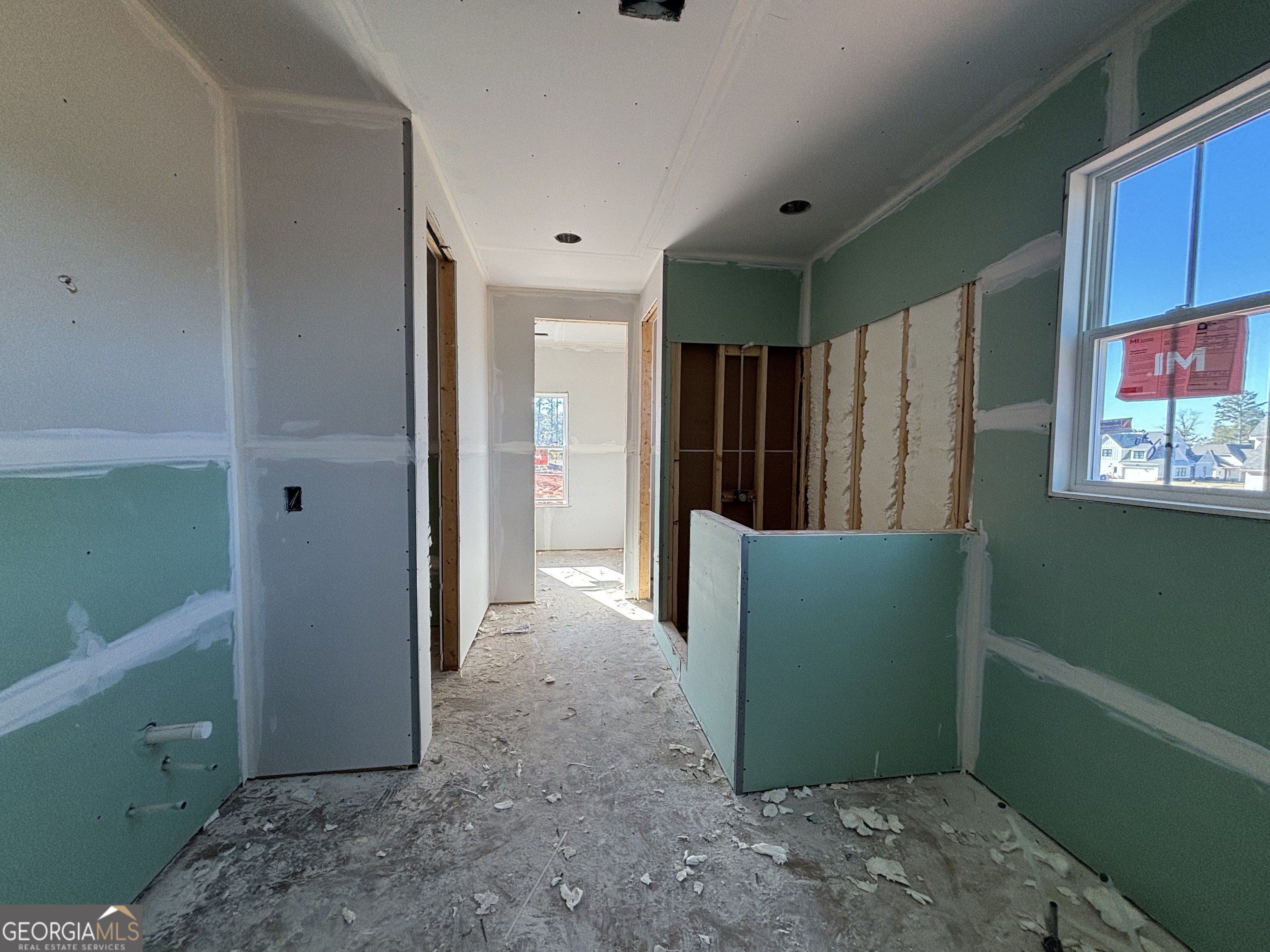 131 Hawthorne Lane. Forsyth, GA 31029