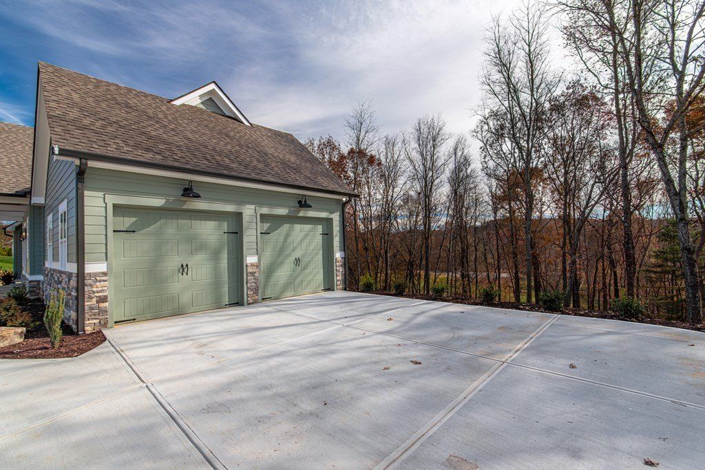 868 Old Owen Drive. Blairsville, GA 30512